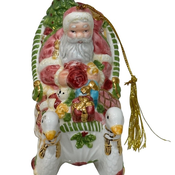 Royal Albert Vintage Old Country Roses Seasons of Color Christmas ornament - Picture 2 of 4